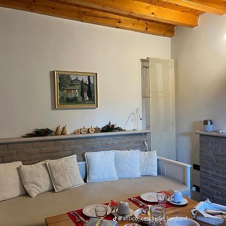 Antico Cascinale Lombardo Bed & Breakfast โลนาโต ภายนอก รูปภาพ